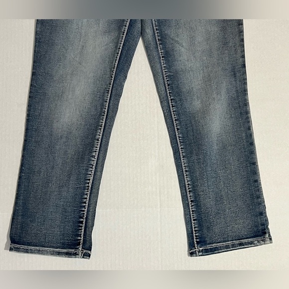 Apt. 9 - Womens Rhinestone Mid-Rise Capri Jeans Sz. 4 - Picture 3 of 9